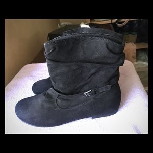 NWOT Faded glory never used short black boots